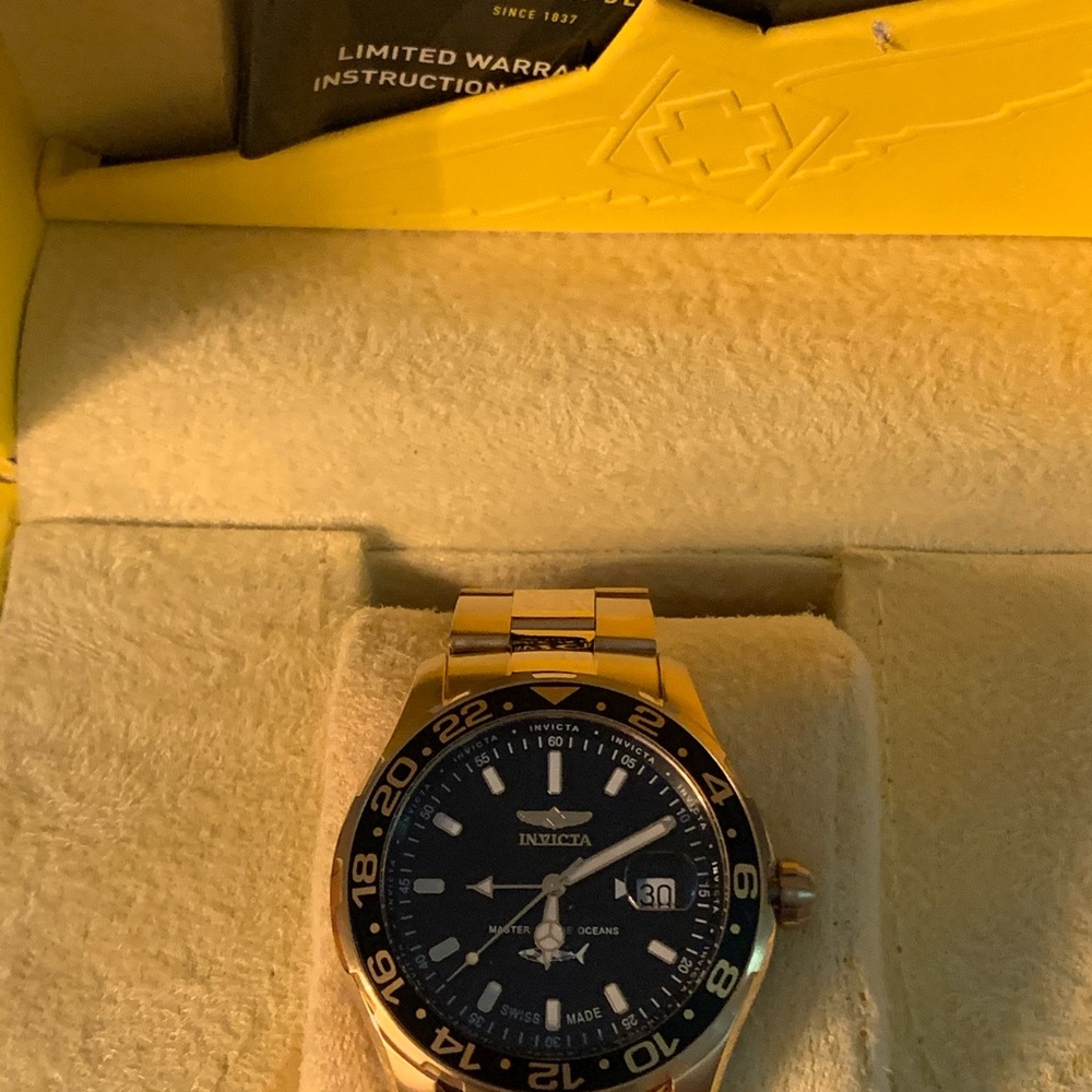 Watch - Picture 8 of 8